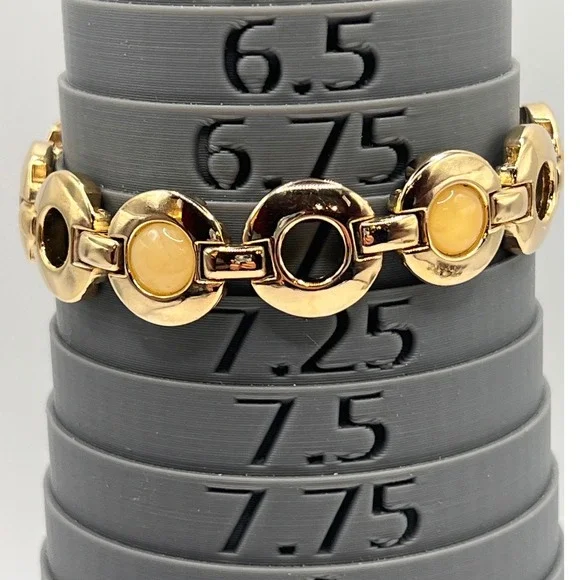 Gold Tone Circle Link Bracelet‎ With Light Yellow Cabochon Inlay 7.5” - Picture 7 of 8